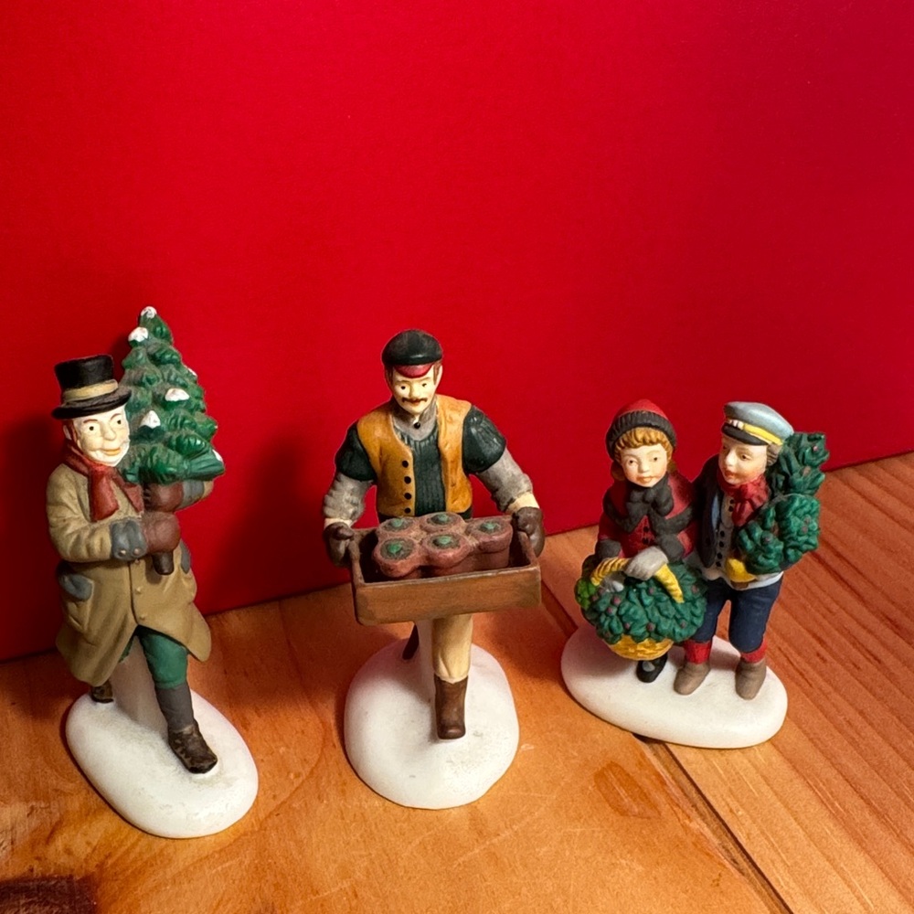 Dept 56 4 person Festive Figurine Set with Holiday Characters